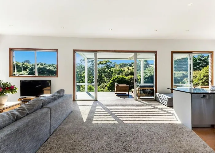 Karaka Sanctuary With Spa Pool By Waiheke Unlimited
